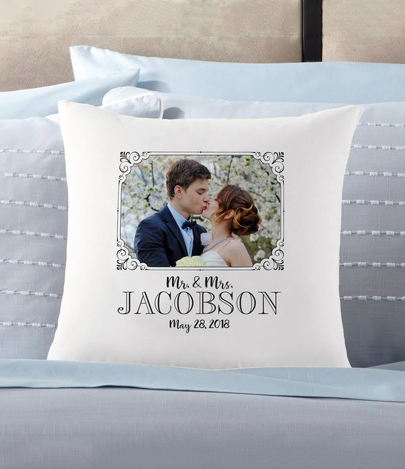 Personalized dream pillows in Qatar